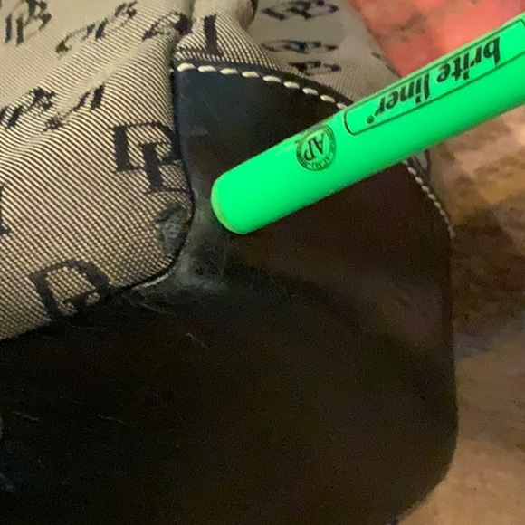 Dooney and Bourke vintage canvas satchel. - Picture 8 of 8